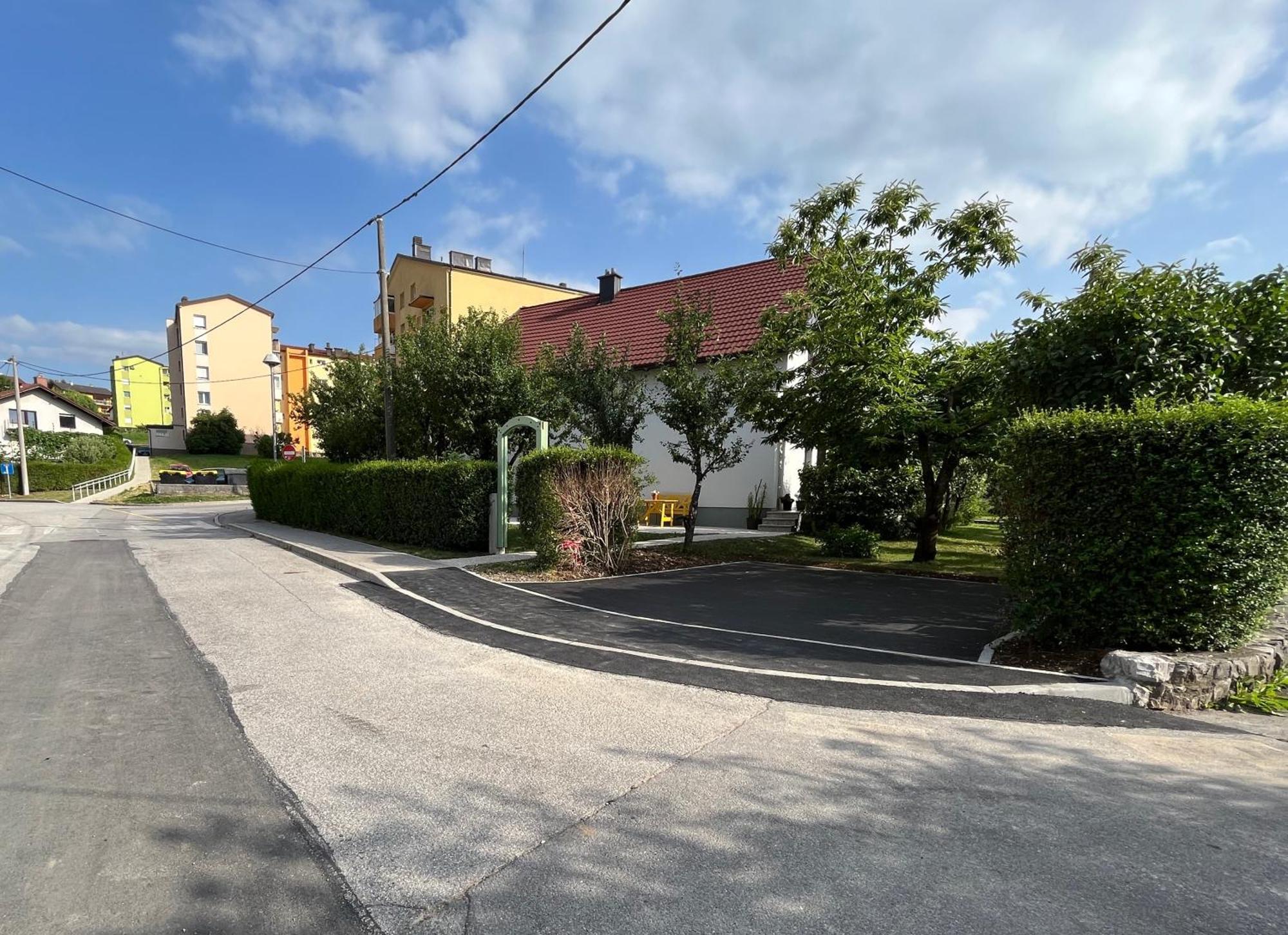The Green Door Apartment Postojna Exterior foto