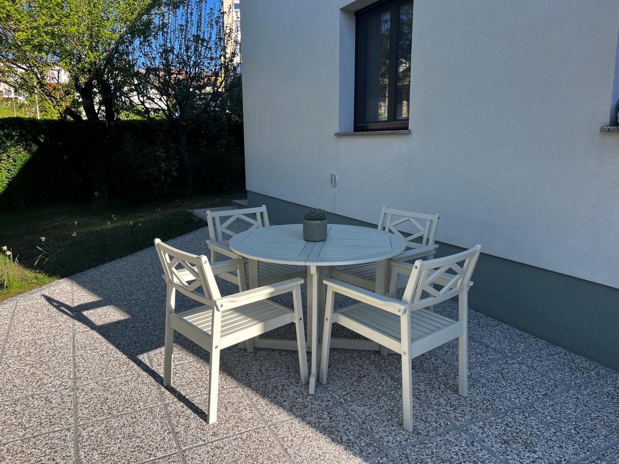 The Green Door Apartment Postojna Exterior foto